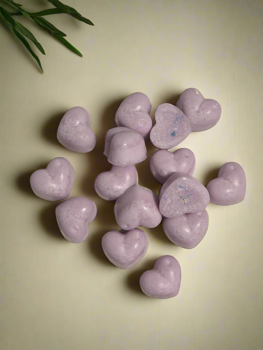 Japanese Honeysuckle | Soy wax melt lilac hearts | 100g